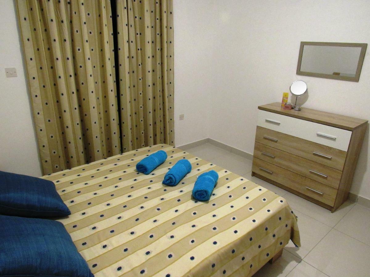 No8 @ Seabreeze Court Apartment Mellieħa Екстериор снимка